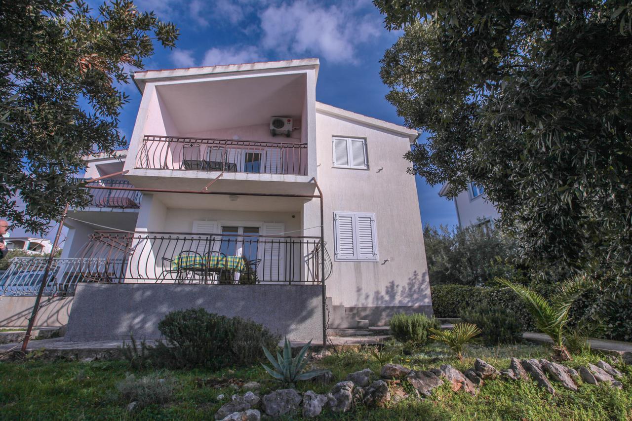 Apartments Mama روغوزنيكا المظهر الخارجي الصورة